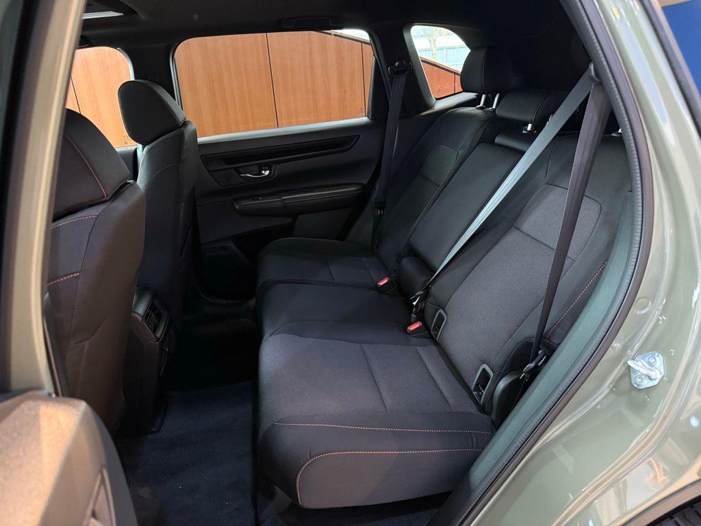 new 2026 Honda CR-V Hybrid car, priced at $39,032