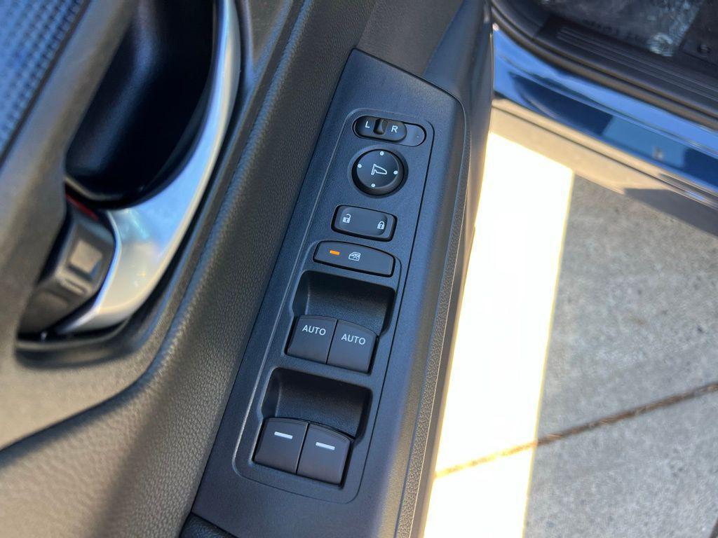 new 2026 Honda CR-V Hybrid car, priced at $40,250