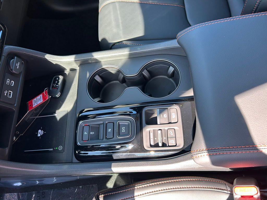 new 2025 Honda Pilot car, priced at $50,895
