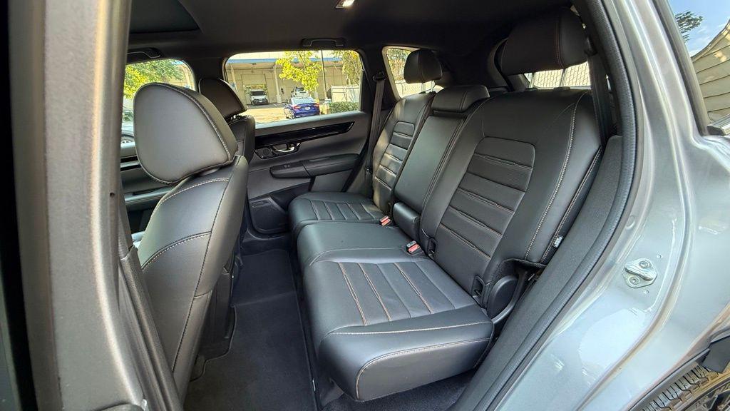 used 2023 Honda CR-V Hybrid car, priced at $37,949