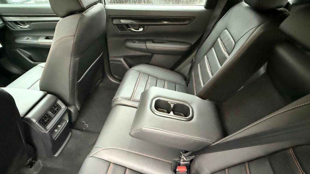 new 2026 Honda CR-V Hybrid car, priced at $39,965