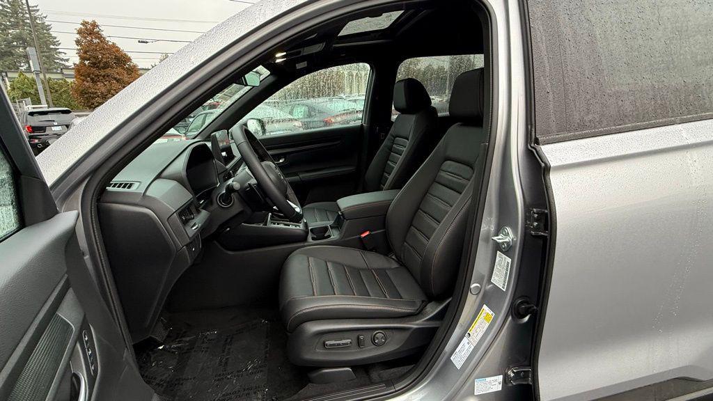 new 2026 Honda CR-V Hybrid car, priced at $39,965