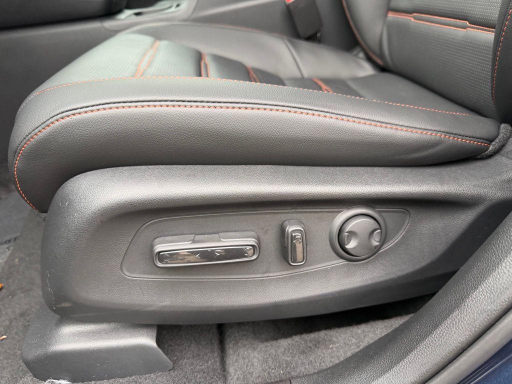 new 2026 Honda CR-V Hybrid car, priced at $39,965