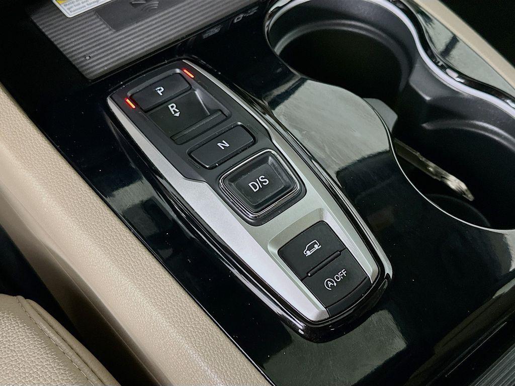 used 2022 Honda Pilot car, priced at $38,800