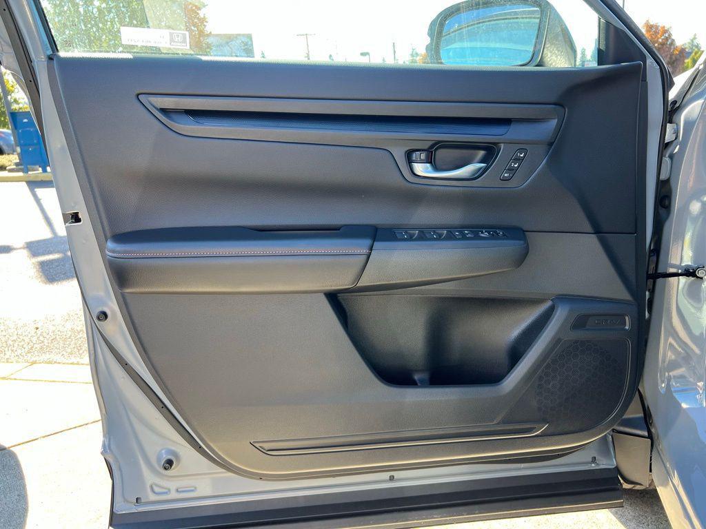 new 2026 Honda CR-V Hybrid car, priced at $41,645