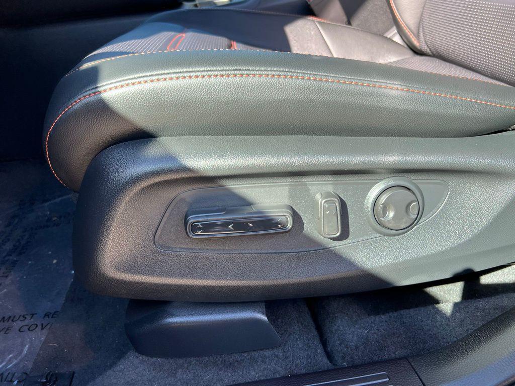 new 2026 Honda CR-V Hybrid car, priced at $41,645