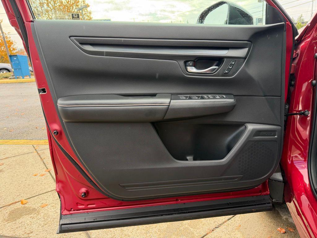 new 2026 Honda CR-V Hybrid car, priced at $40,396