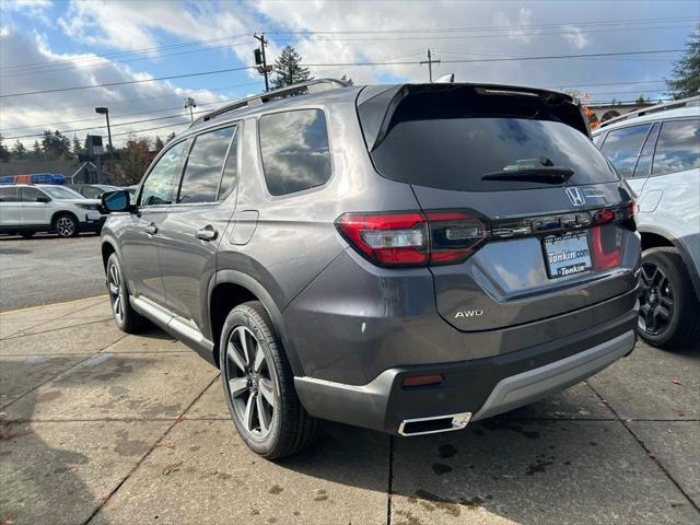 new 2025 Honda Pilot car, priced at $47,884