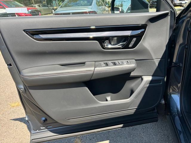 new 2026 Honda CR-V Hybrid car, priced at $42,657