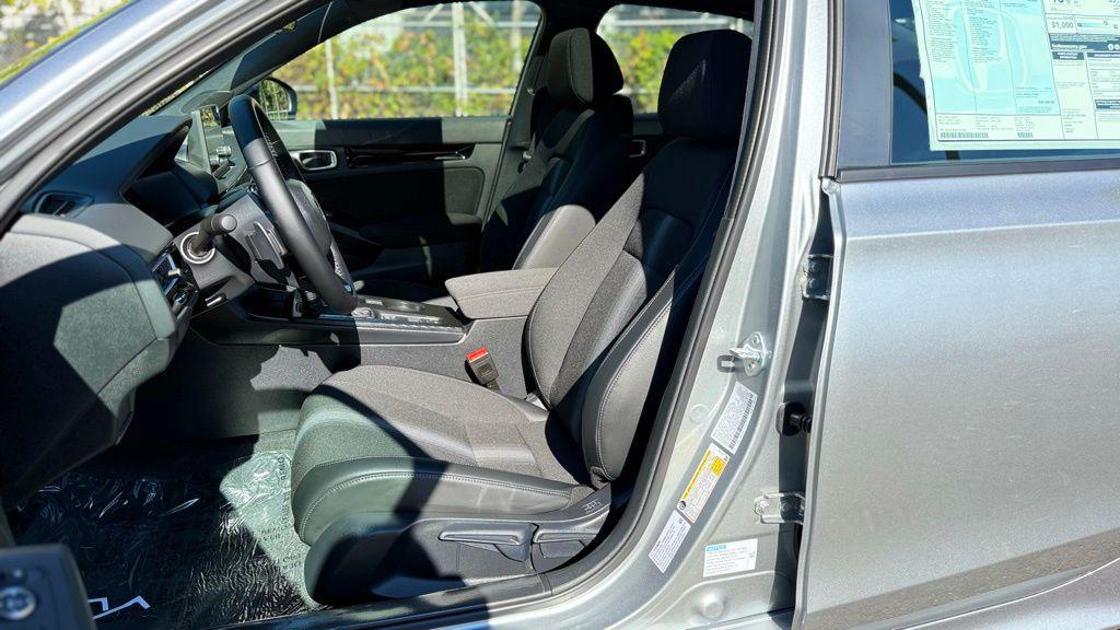 new 2026 Honda Civic Hybrid car, priced at $29,992