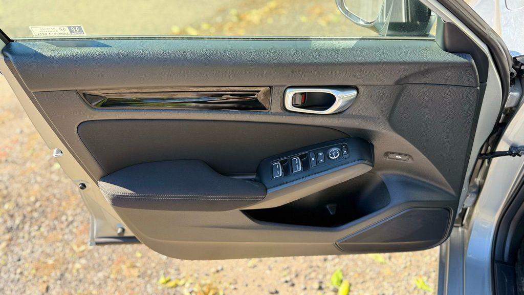 new 2026 Honda Civic Hybrid car, priced at $29,992