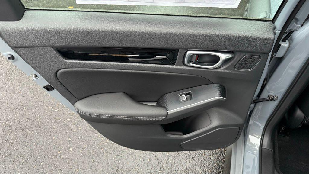 new 2026 Honda Civic Hybrid car, priced at $33,361