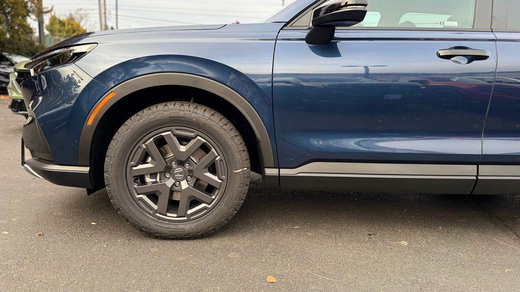 new 2026 Honda CR-V Hybrid car, priced at $38,600