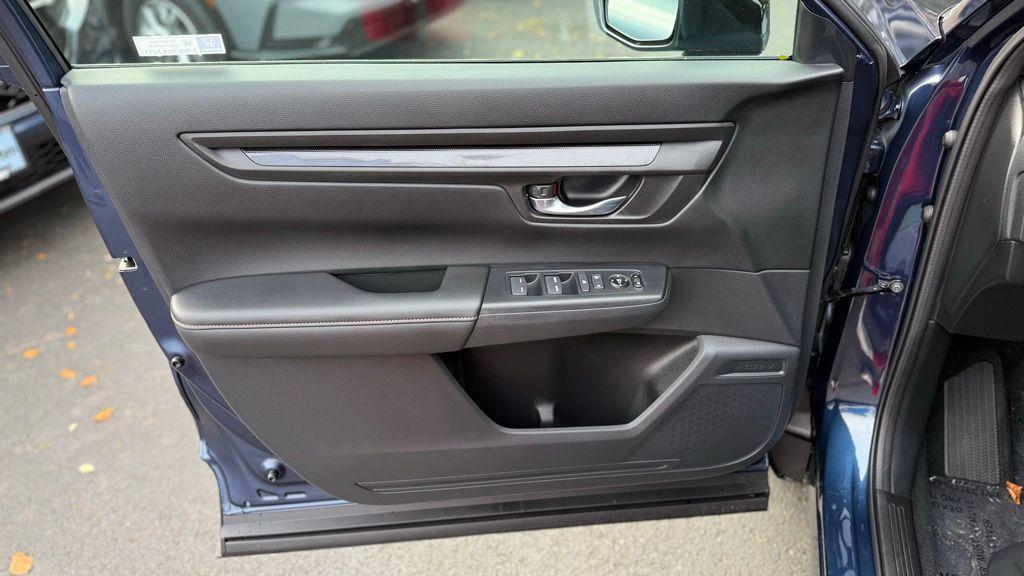 new 2026 Honda CR-V Hybrid car, priced at $38,600