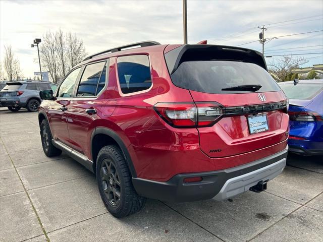 new 2025 Honda Pilot car, priced at $50,401