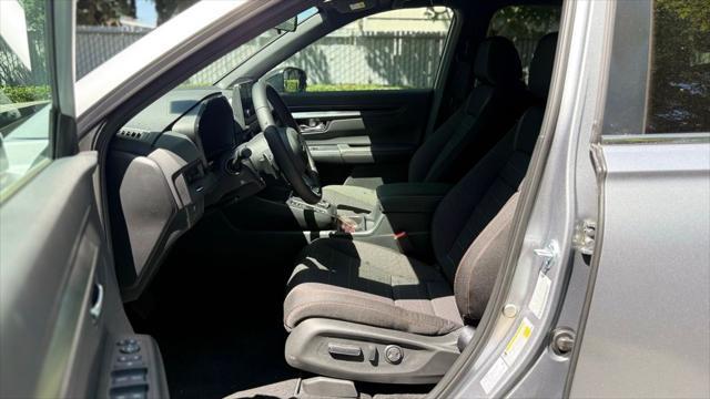 new 2025 Honda CR-V Hybrid car, priced at $36,190