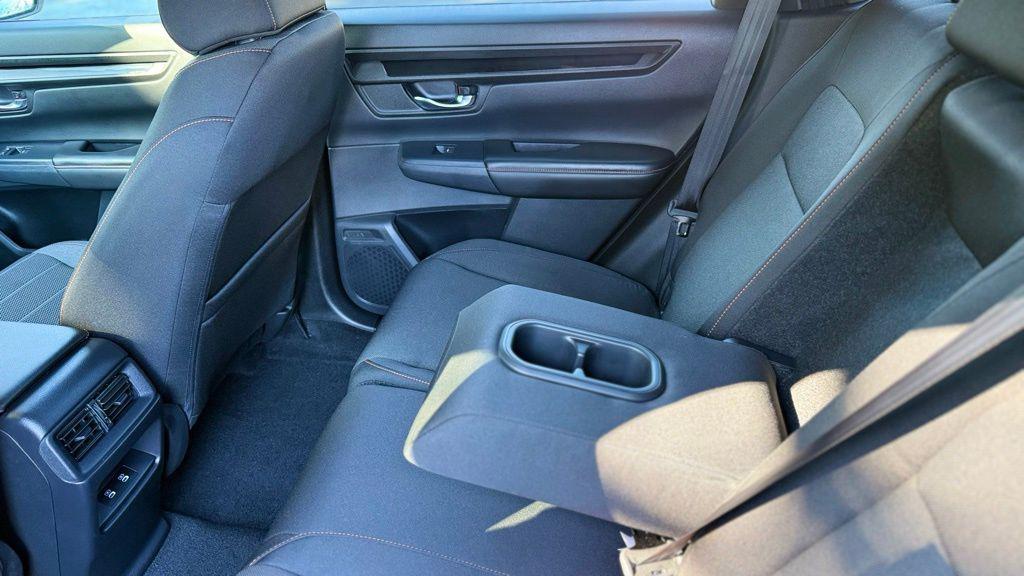 new 2026 Honda CR-V Hybrid car, priced at $37,620