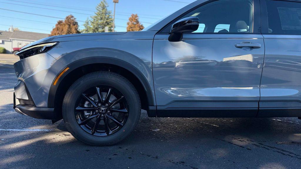 new 2026 Honda CR-V Hybrid car, priced at $37,620