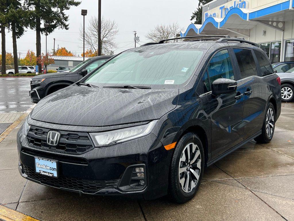 new 2026 Honda Odyssey car, priced at $44,175