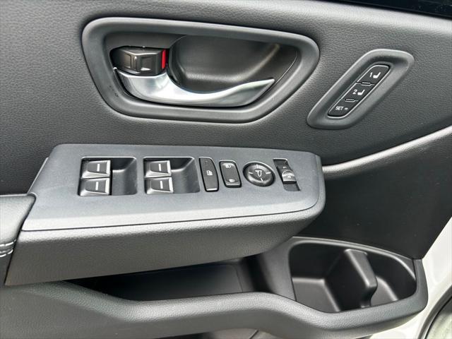 new 2025 Honda Pilot car, priced at $53,405