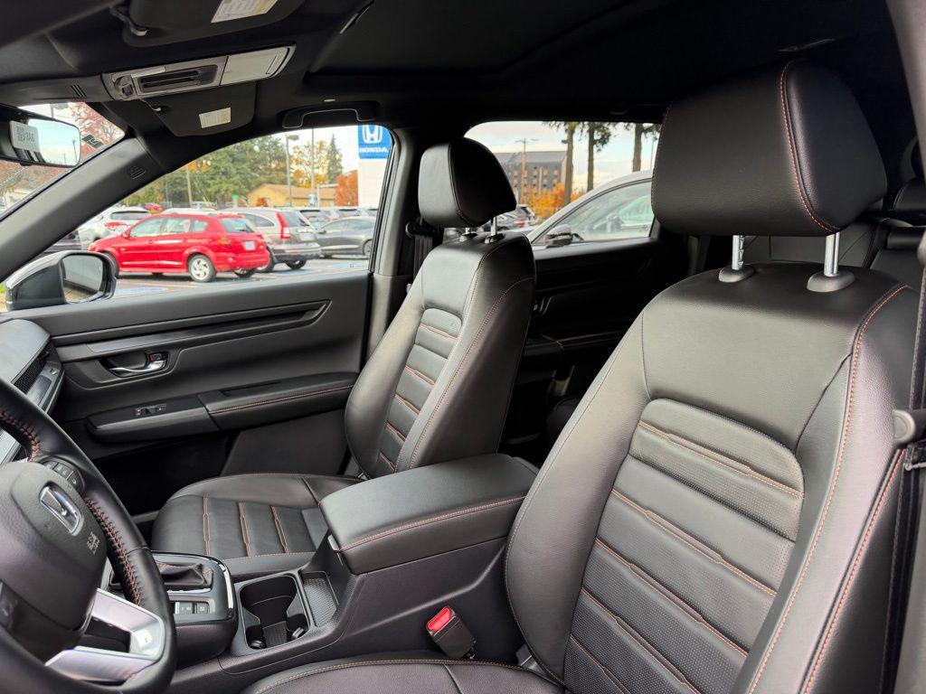 new 2026 Honda CR-V Hybrid car, priced at $39,965