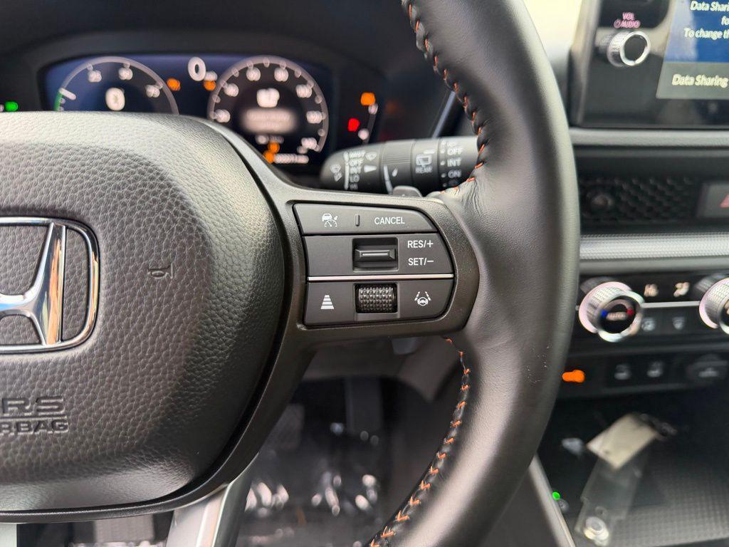 new 2026 Honda CR-V Hybrid car, priced at $39,965