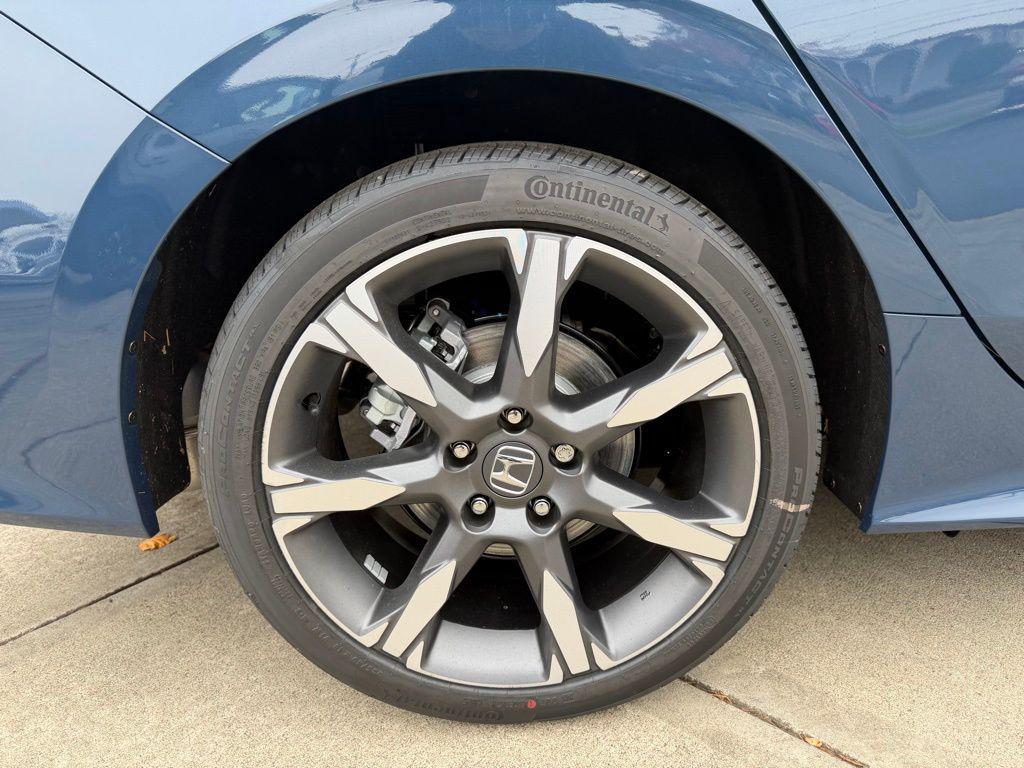 new 2026 Honda Civic Hybrid car, priced at $33,945