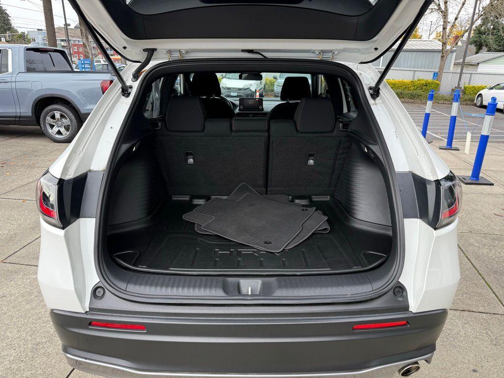 used 2025 Honda HR-V car, priced at $28,782