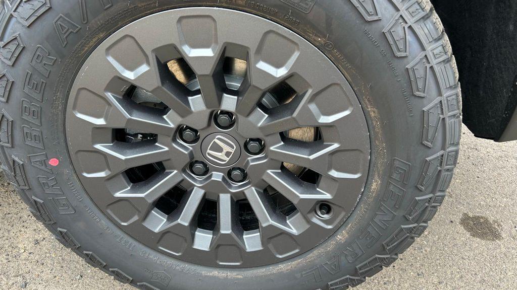 new 2026 Honda Passport car, priced at $50,695