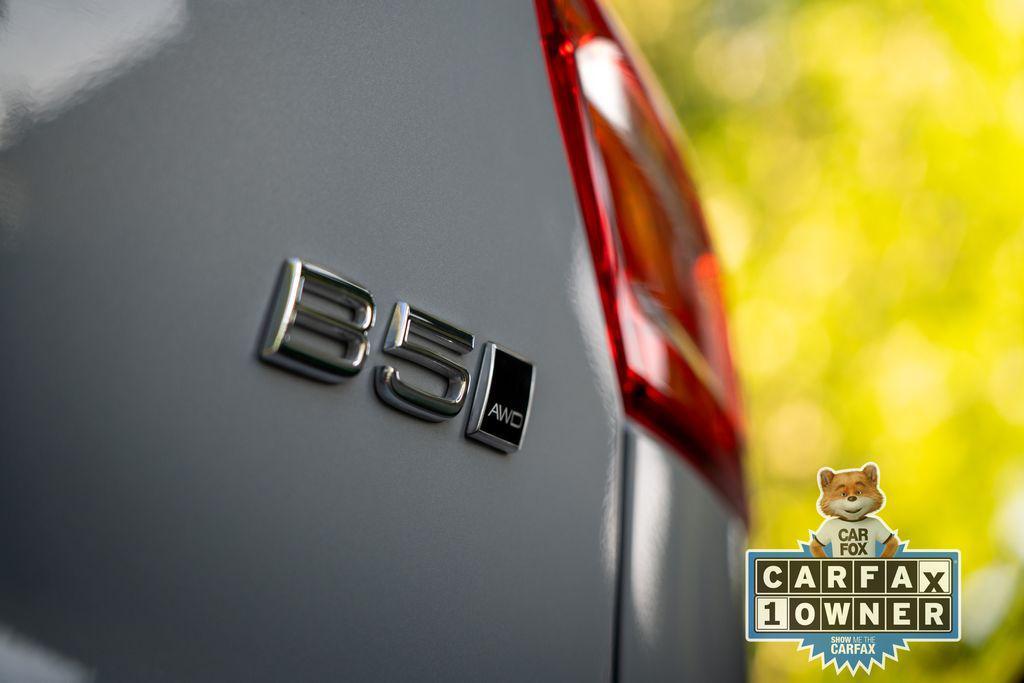 used 2024 Volvo XC40 car, priced at $28,649