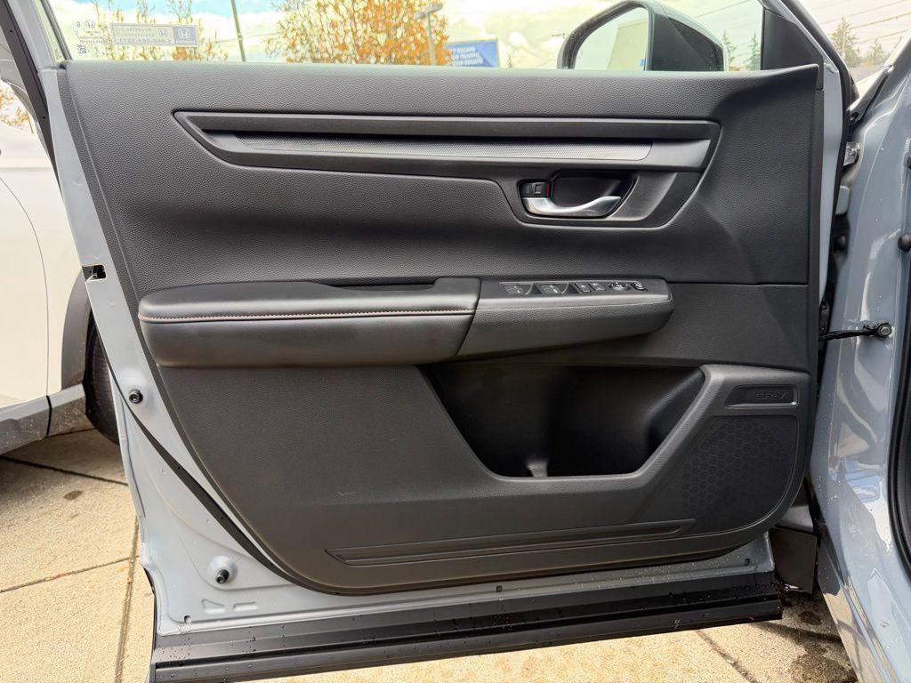 new 2026 Honda CR-V Hybrid car, priced at $37,620