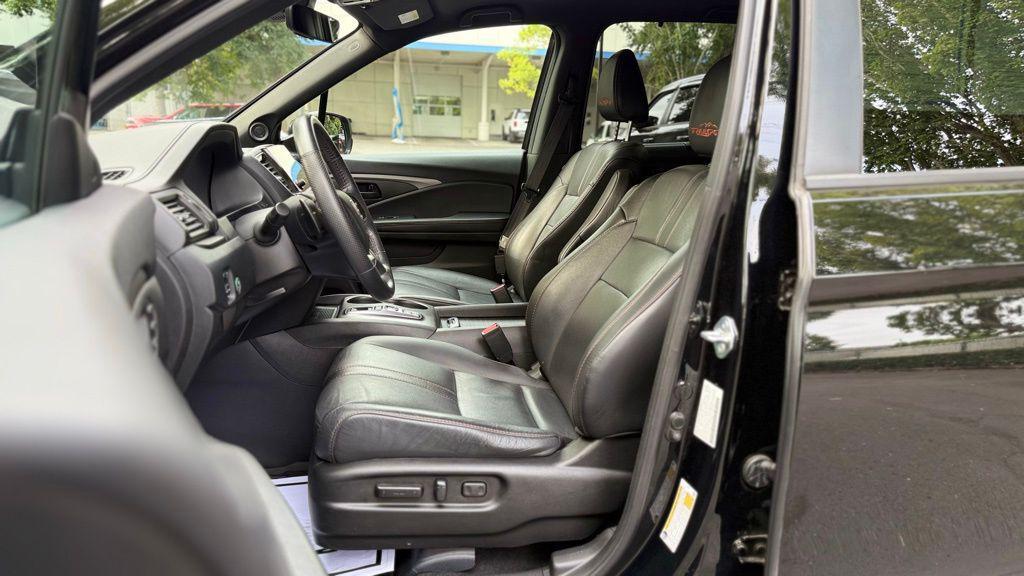 used 2022 Honda Pilot car, priced at $32,423