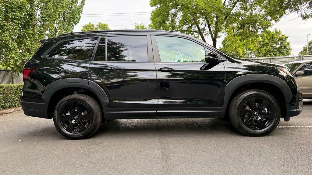 used 2022 Honda Pilot car, priced at $33,419
