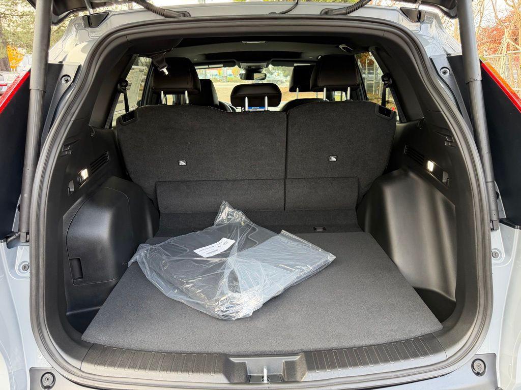new 2026 Honda CR-V Hybrid car, priced at $40,396