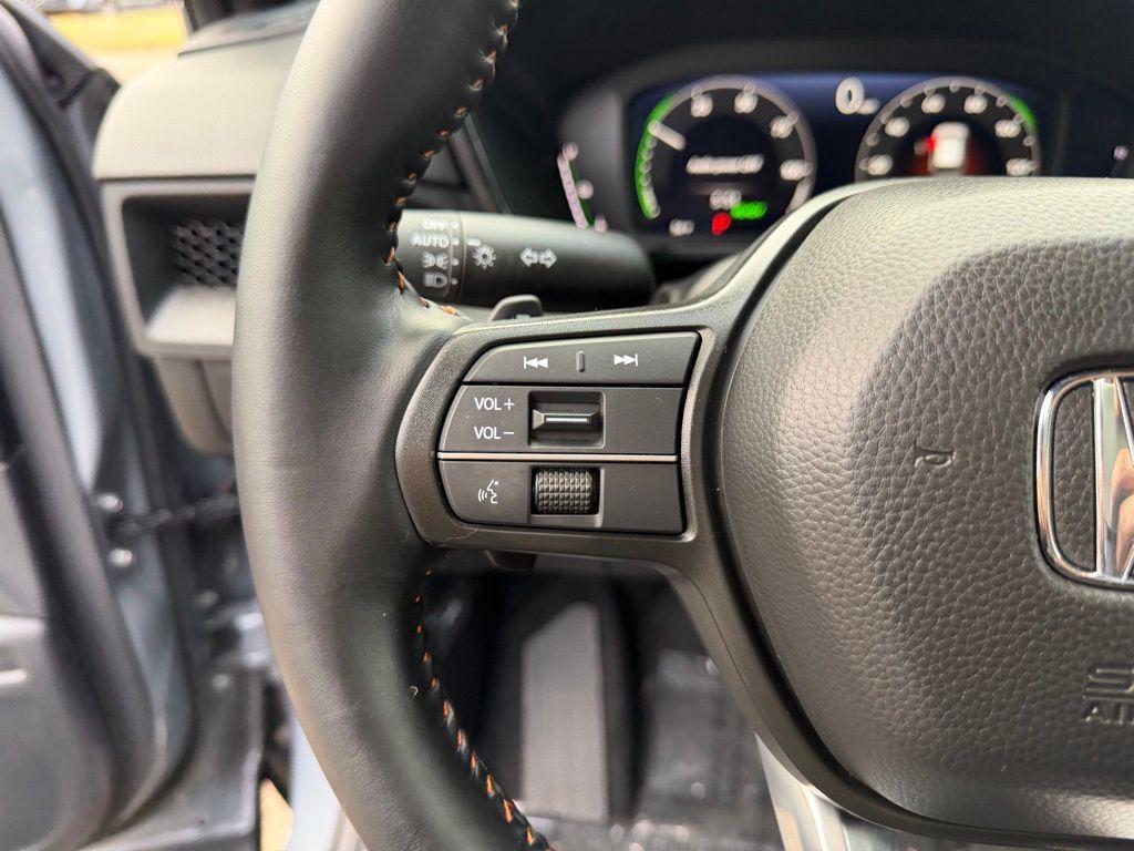 new 2026 Honda CR-V Hybrid car, priced at $40,396