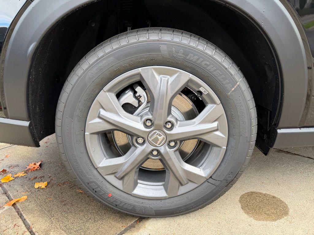 new 2026 Honda HR-V car, priced at $28,252