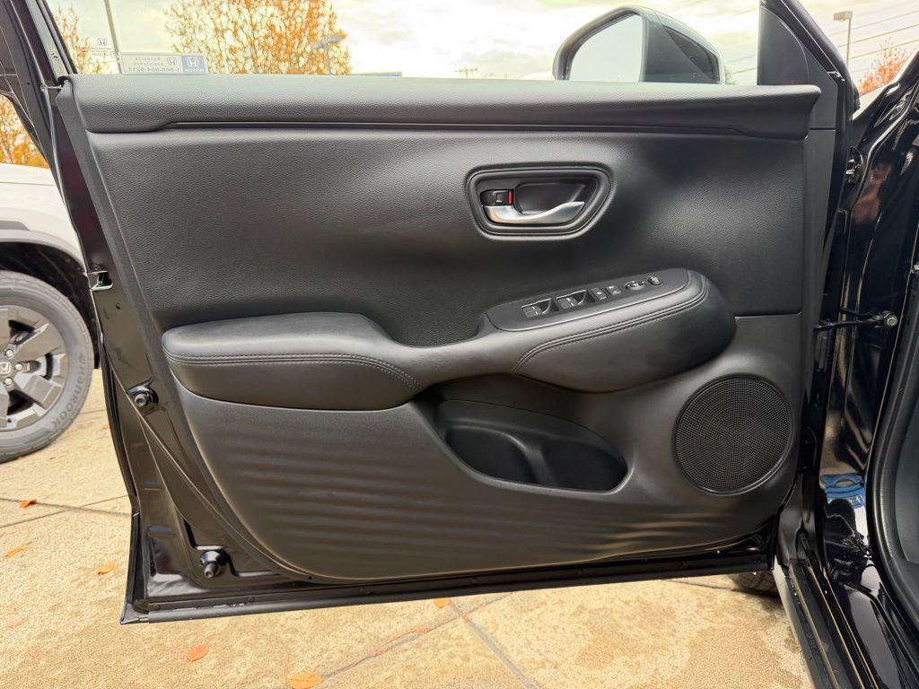 new 2026 Honda HR-V car, priced at $28,252