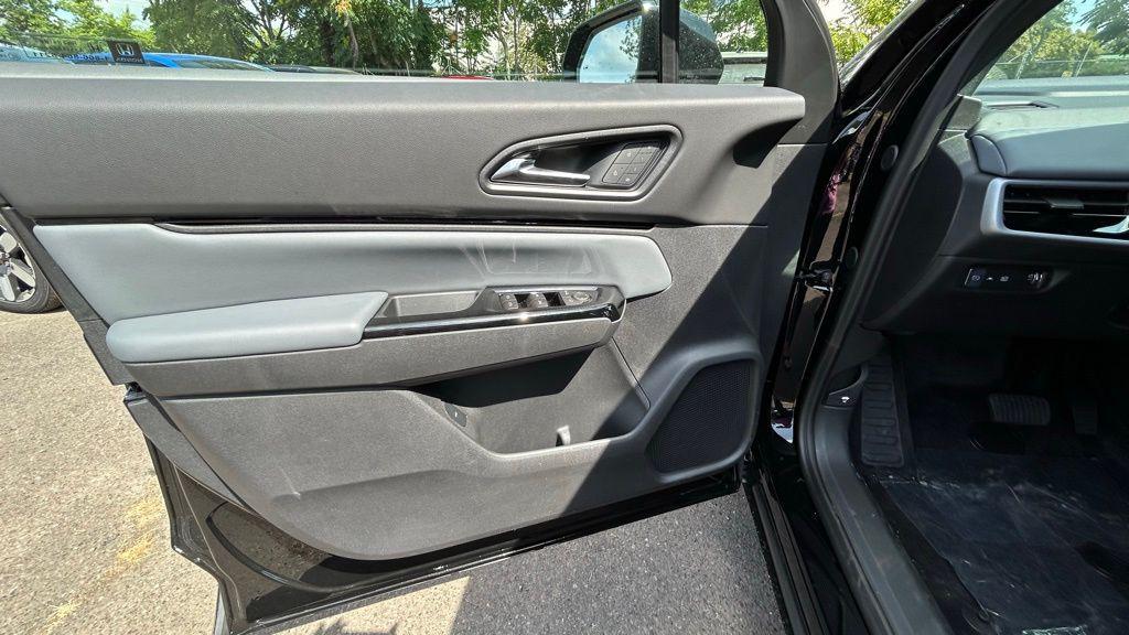 new 2025 Honda Prologue car, priced at $52,870