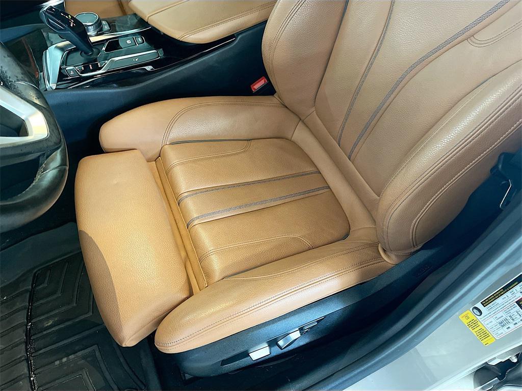 used 2019 BMW 540 car, priced at $25,000