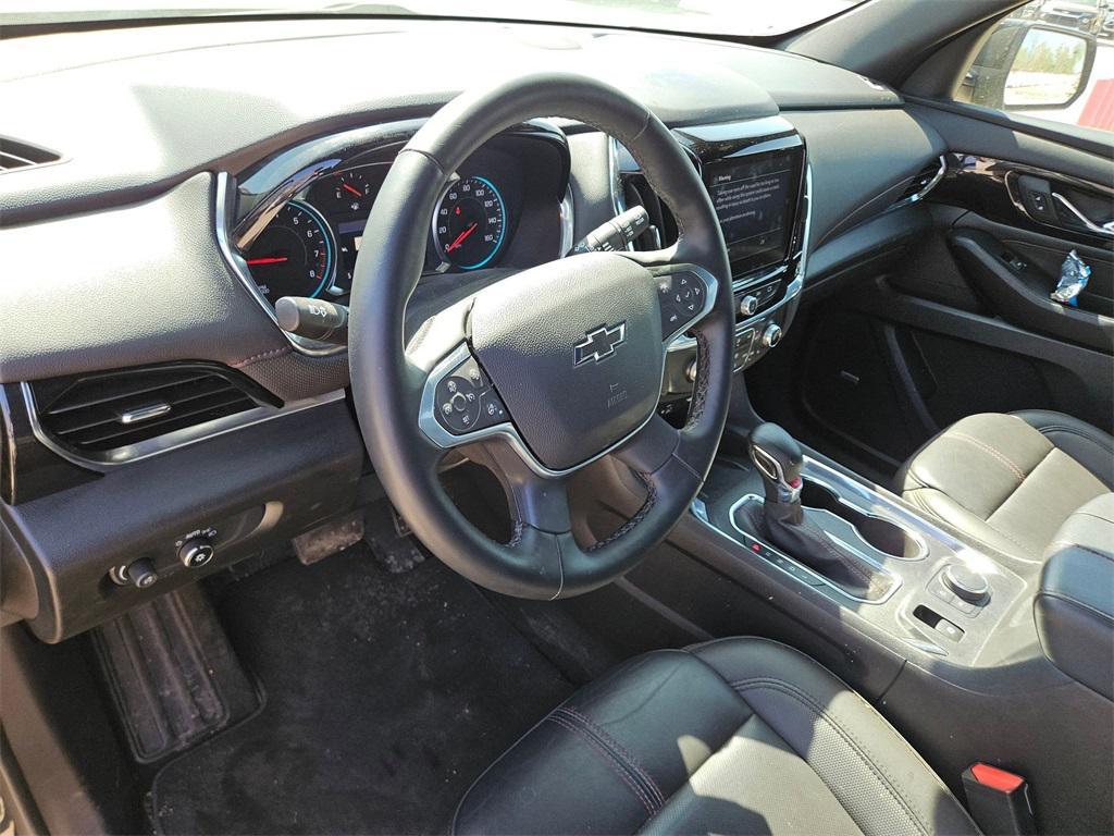 used 2023 Chevrolet Traverse car, priced at $28,800