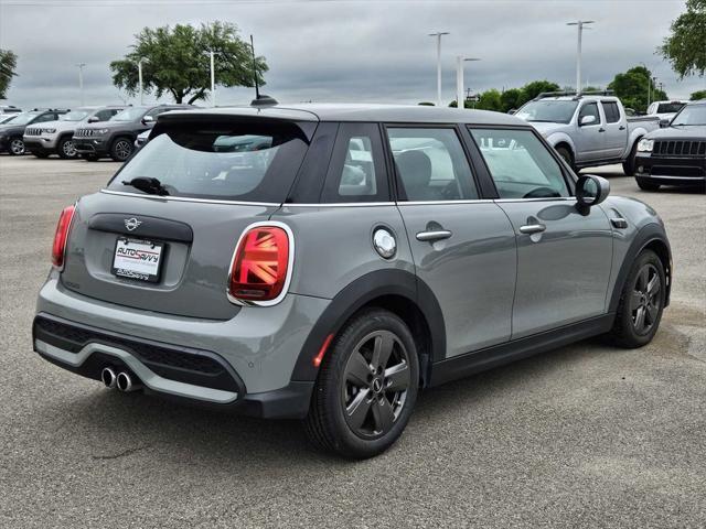 used 2022 MINI Hardtop car, priced at $21,300