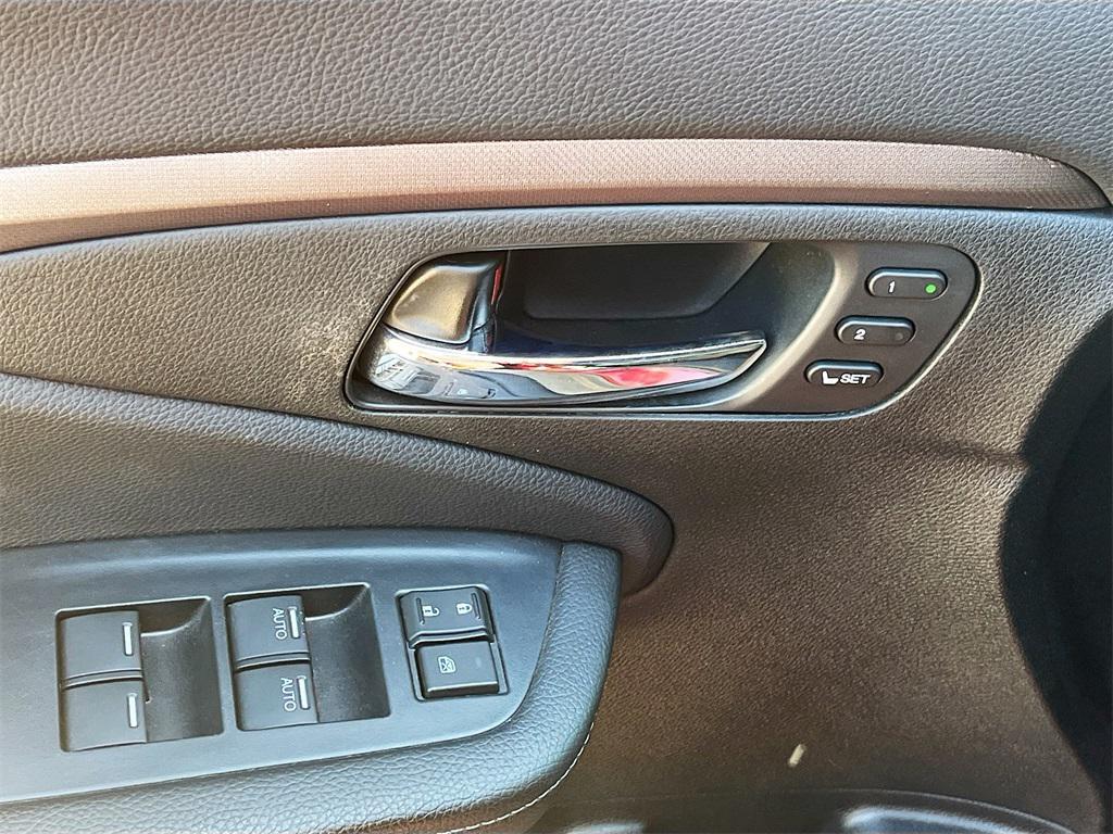 used 2023 Honda Ridgeline car, priced at $28,300