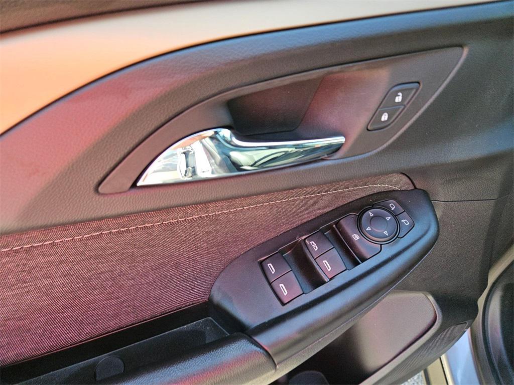 used 2023 Chevrolet TrailBlazer car, priced at $18,400