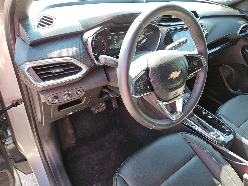 used 2023 Chevrolet TrailBlazer car, priced at $18,400