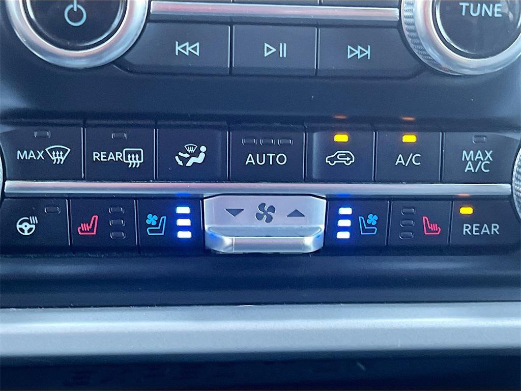 used 2023 Ford Expedition Max car, priced at $37,500