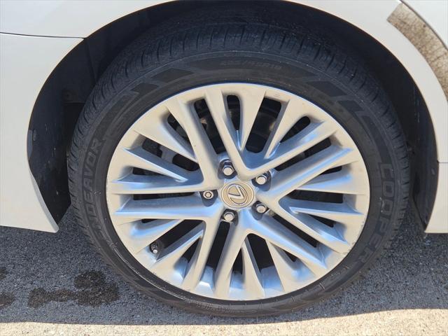 used 2015 Lexus ES 350 car, priced at $16,800