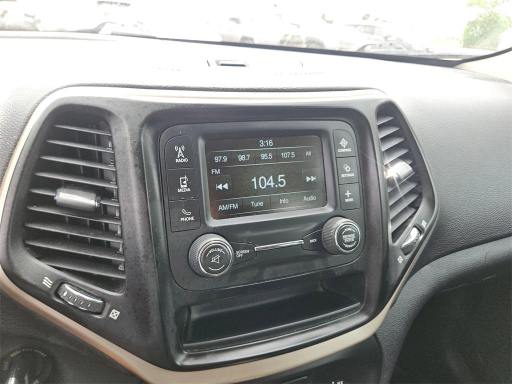 used 2016 Jeep Cherokee car, priced at $11,800