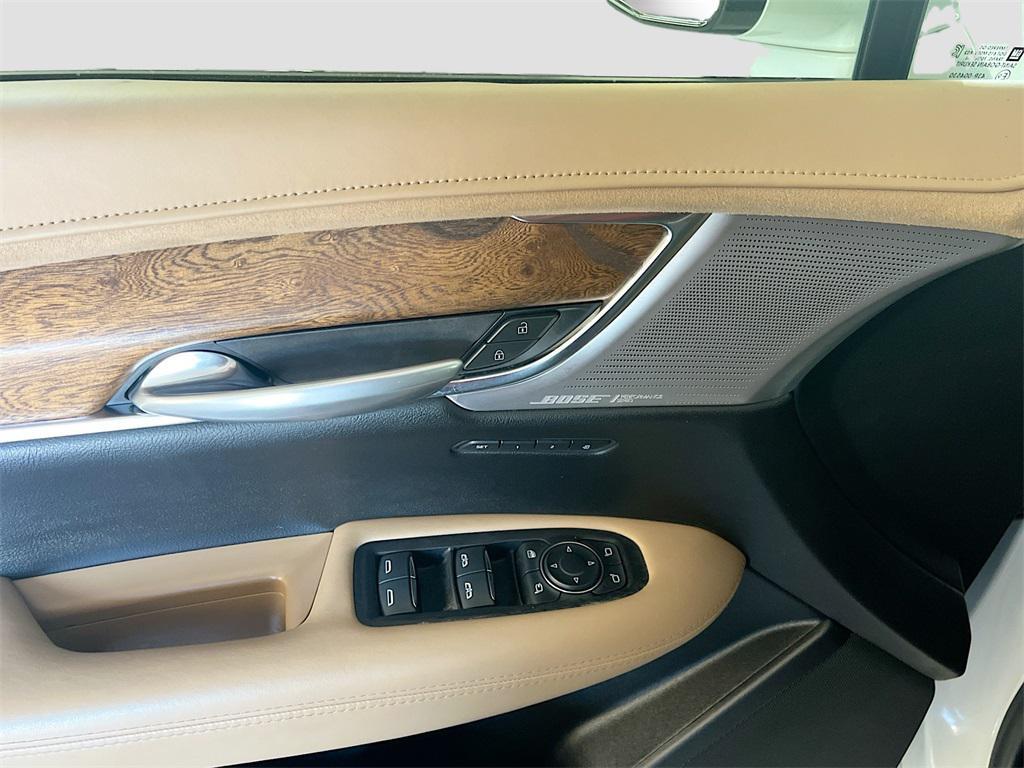 used 2021 Cadillac XT5 car, priced at $29,500