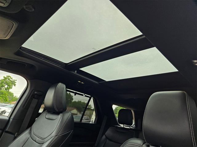 used 2022 Ford Explorer car, priced at $33,000
