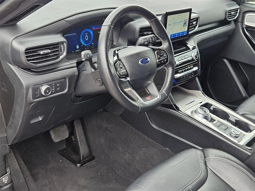 used 2022 Ford Explorer car, priced at $31,000